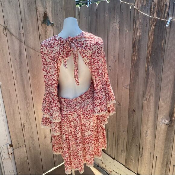 Free People Kristall Berry Red Floral Print Bell Sleeve Mini Dress size large - Picture 11 of 14
